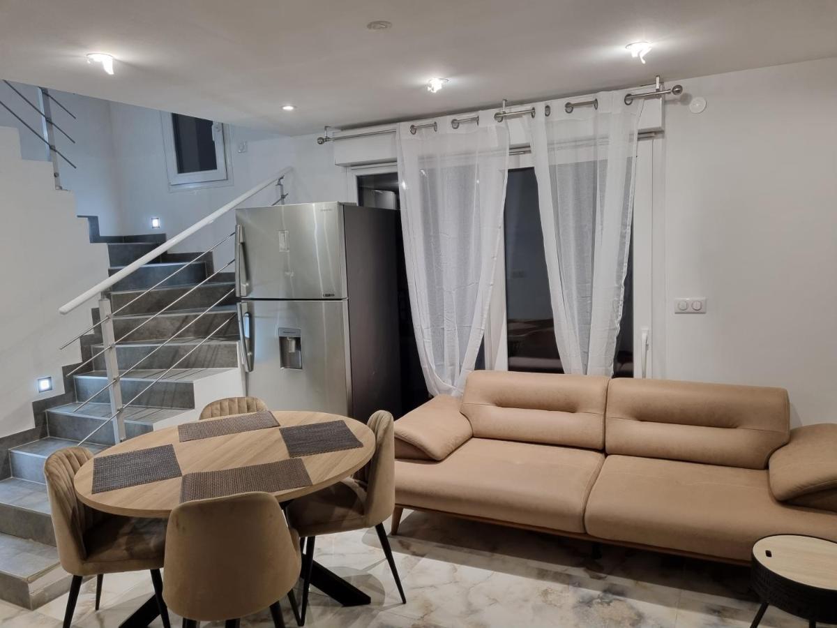 Jolie maison Sauna, Balneo lumino thérapie et Terrasse Colmar Extérieur photo